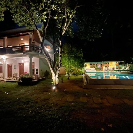 Relocted To Ahangama! Unawatuna Exterior foto